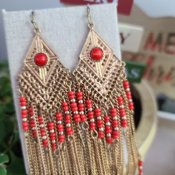 NA/BOHO Style Coral/Gold-Tone Bead Earrings - Picture 4 of 4
